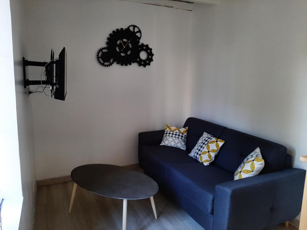 Apartamento Le Petit Bois Niort Exterior foto