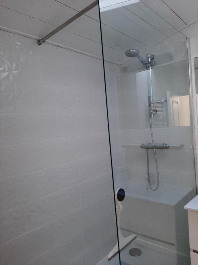 Apartamento Le Petit Bois Niort Exterior foto