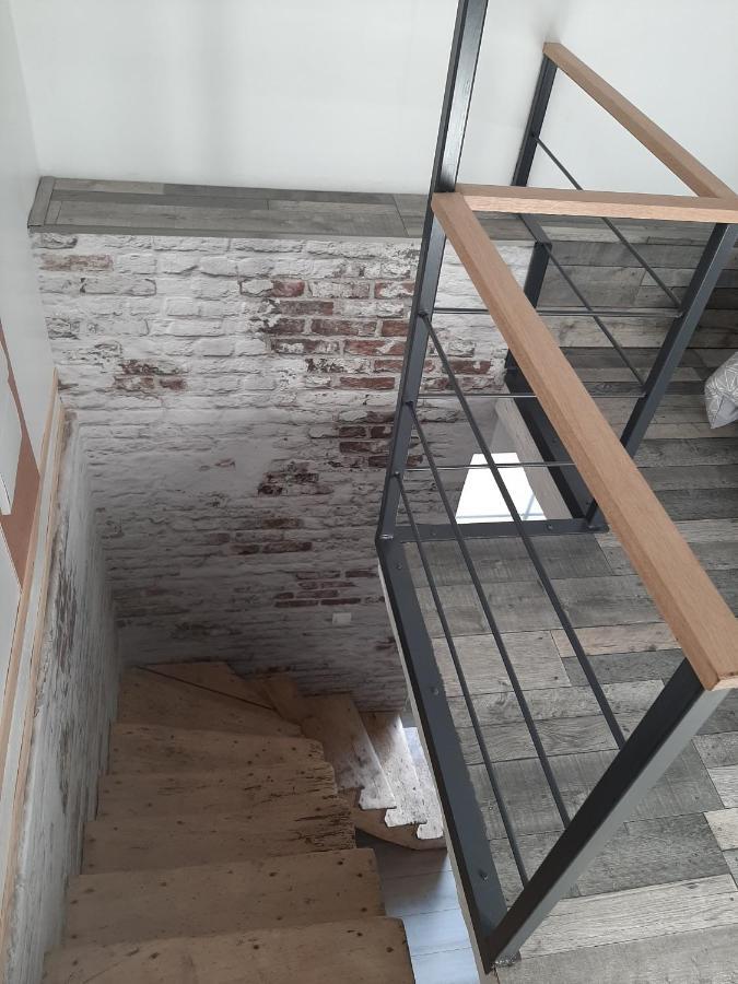 Apartamento Le Petit Bois Niort Exterior foto