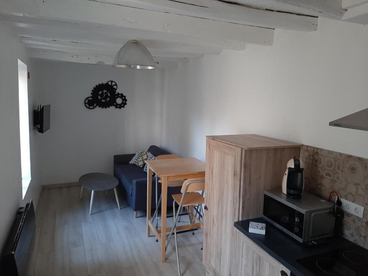 Apartamento Le Petit Bois Niort Exterior foto